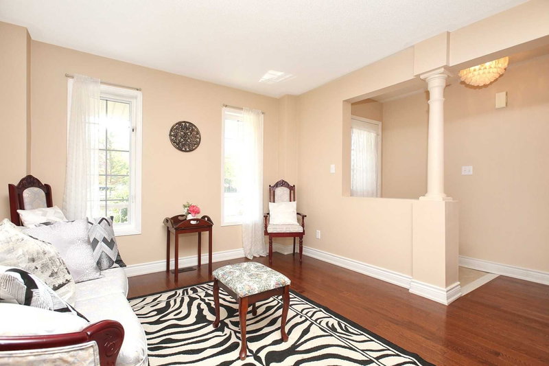 12 Greenhalf Dr, Ajax, L1S7N6 | Image 2