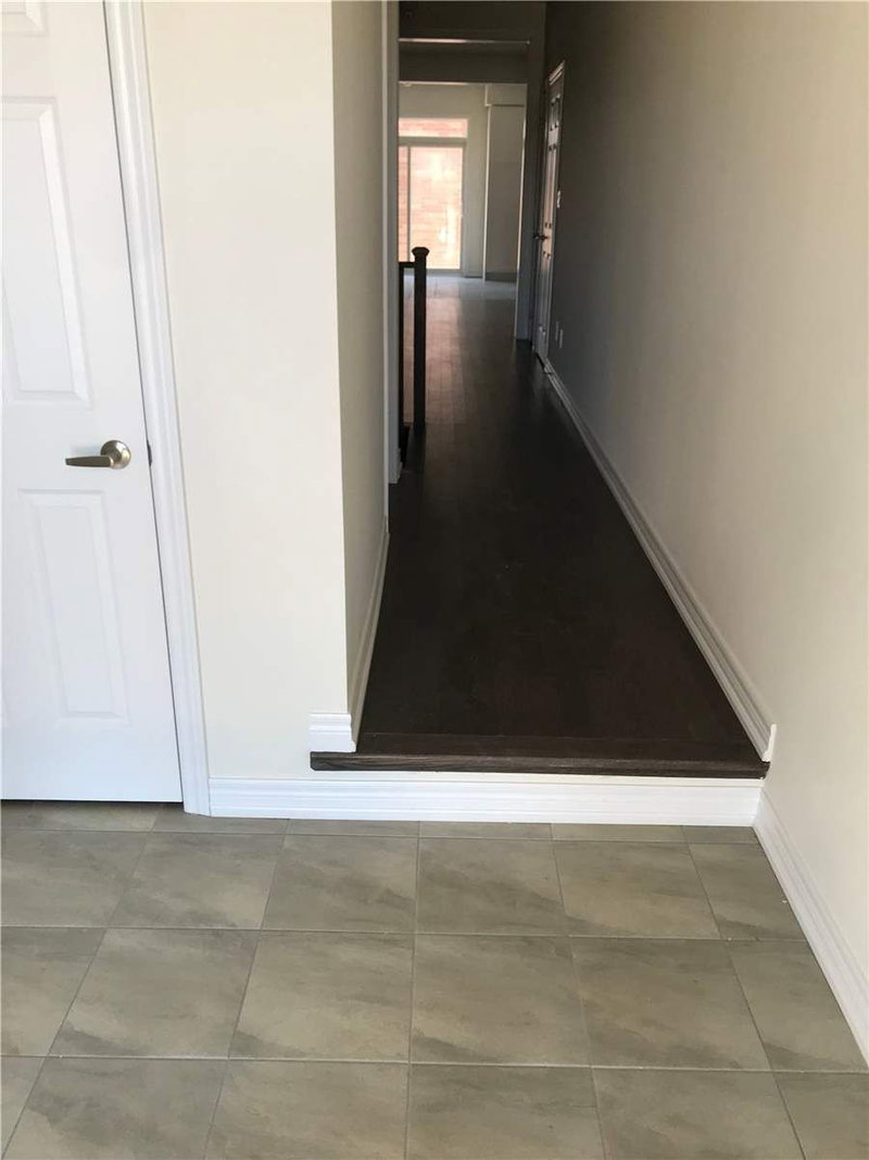 2463 Hibiscus Dr, Pickering, L1X 0G9 | Image 3