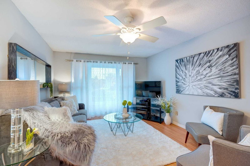 41 Coomer Cres, Ajax, L1T3C7 | Image 2