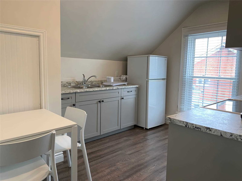 3 - 113 King St E, Clarington, L1C1N4 | Image 2