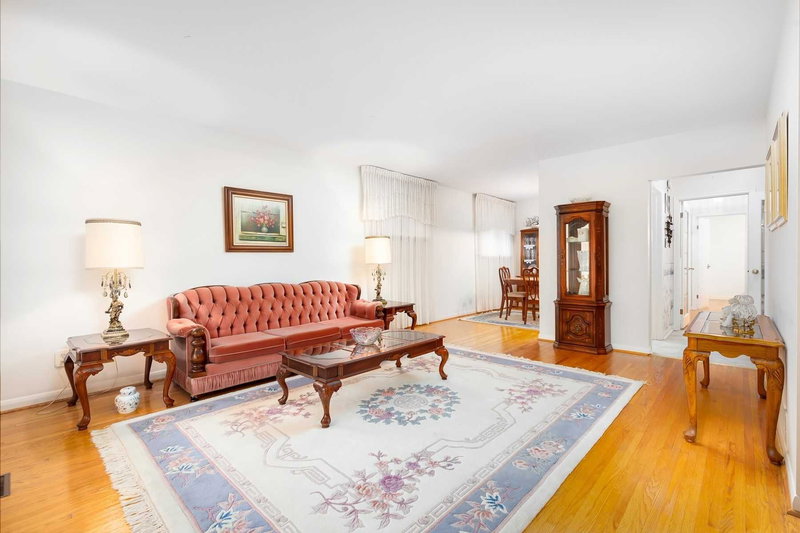 21 Aspendale Dr, Toronto, M1P4J7 | Image 2