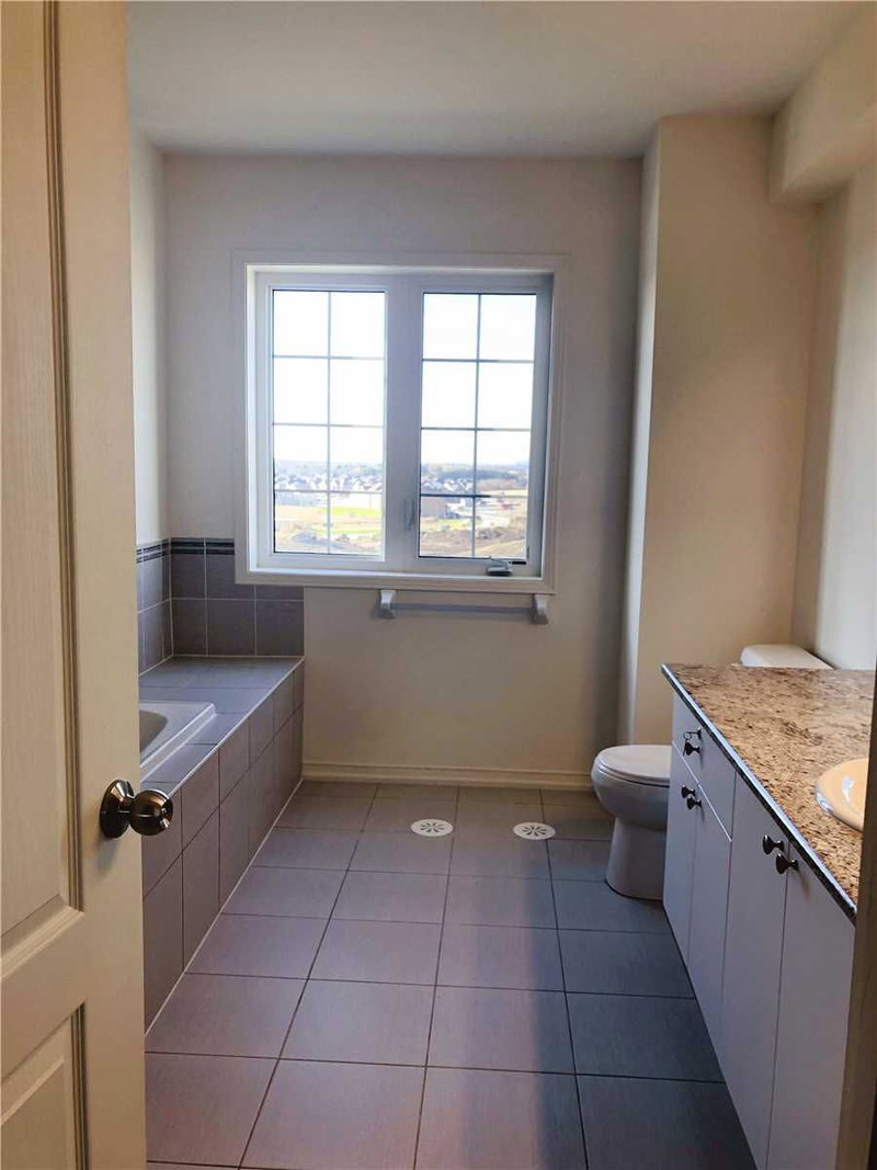 2723 Deputy Minister Path, Oshawa, L1L 0M7 | Image 2