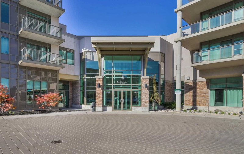 1304 - 1215 Bayly St, Pickering, L1W 1L7 | Image 2