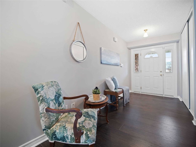 1231 Canborough Cres, Pickering, L1V3K8 | Image 2