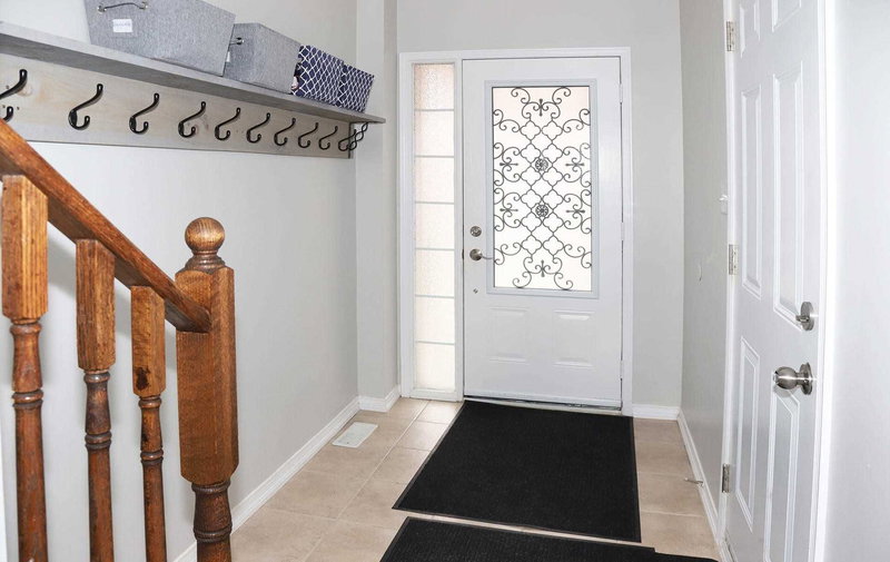 946 Audley Rd N, Ajax, L1Z 0K6 | Image 2