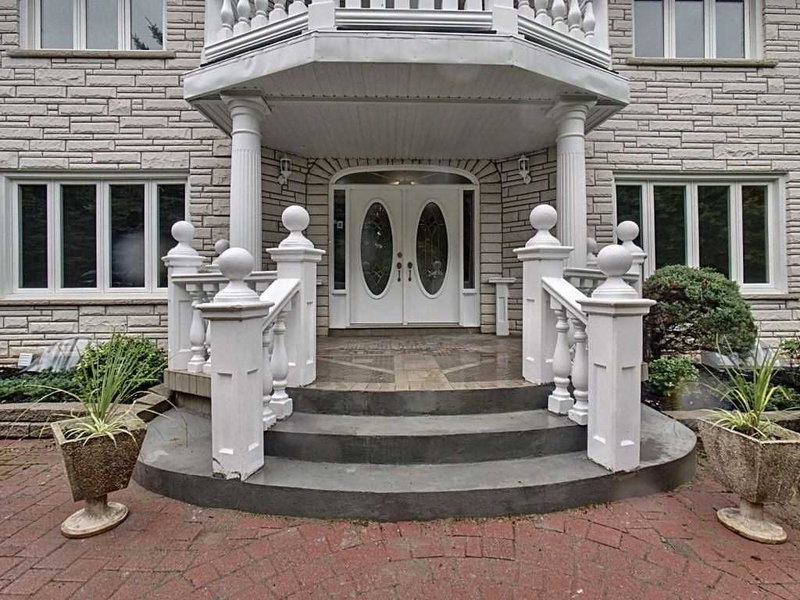 5575 Halls Rd, Whitby, L1M1S5 | Image 2