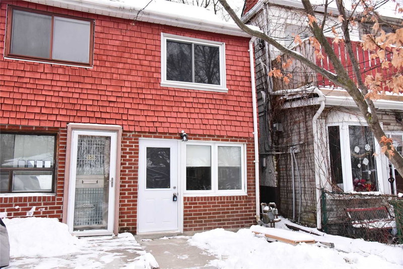 827 Craven Rd, Toronto, M4L2Z7 | Image 2