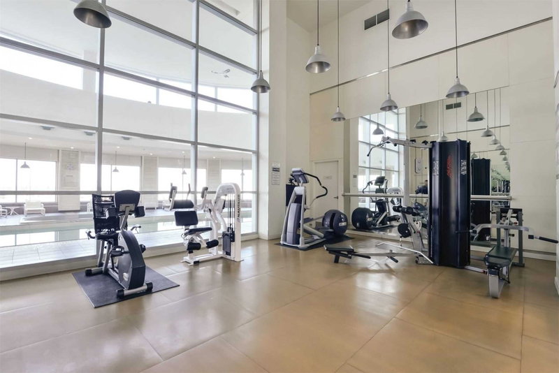 Th122 - 38 Lee Centre Dr, Toronto, M1H3J7 | Image 3