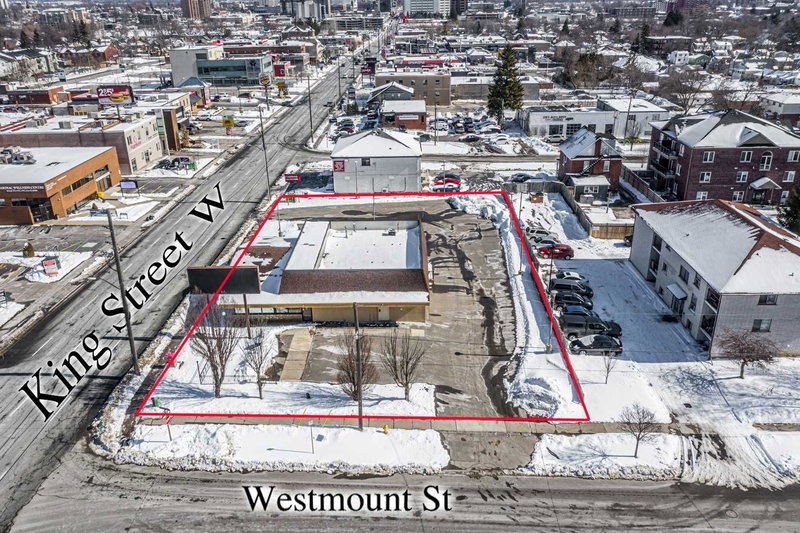 375 King St W, Oshawa, L1J 2K3 | Image 2