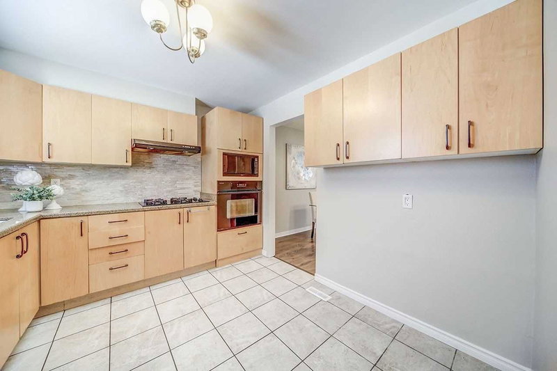 57 - 270 Timberbank Blvd, Toronto, M1W2M1 | Image 3