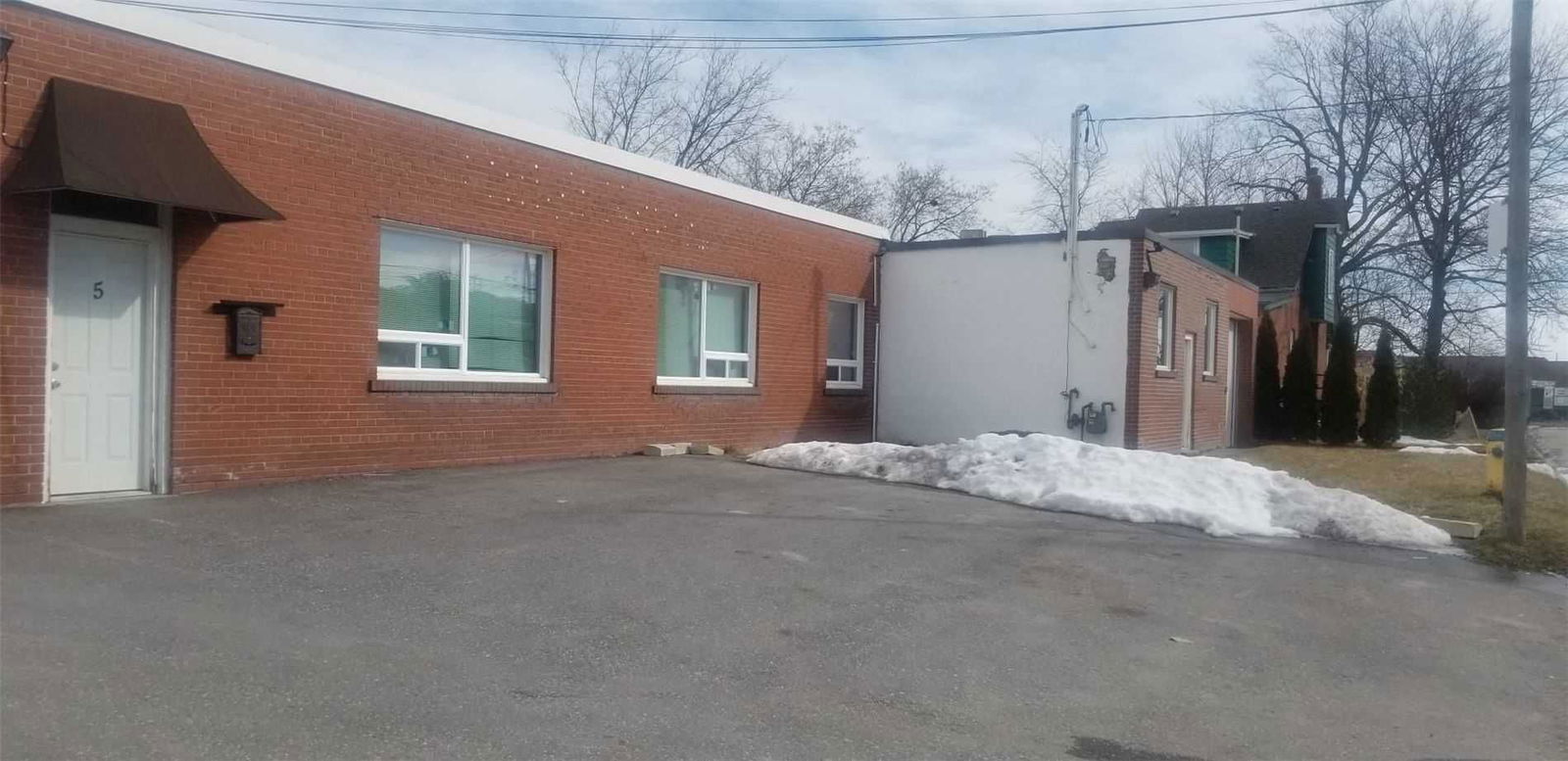 Industrial sold at 3 & 5 Granger Avenue, Toronto, Kennedy Park, M1K 3K9 - MLS: E4709919