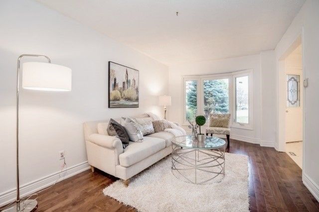 10 Tarsus Cres, Toronto, M1C3W7 | Image 3