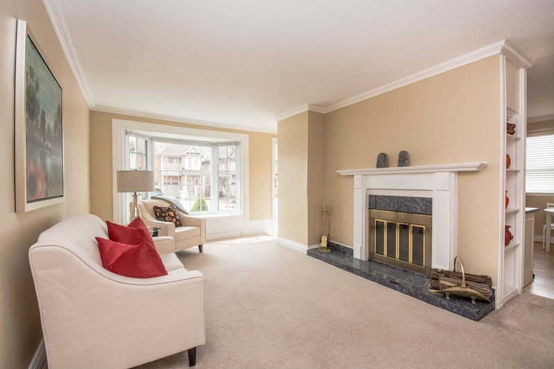 124 Burcher Rd, Ajax, L1S2R4 | Image 3