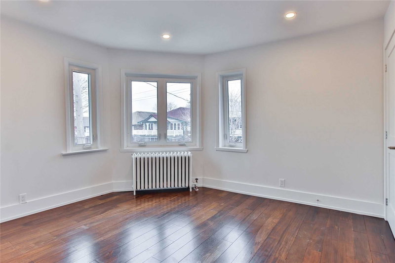 Upper - 43 Glen Manor Dr, Toronto, M4E2X5 | Image 2