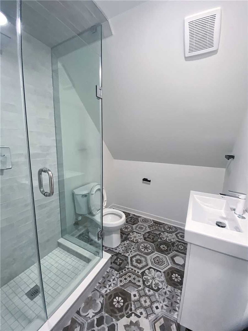 4 - 1258 Broadview Ave, Toronto, M4K 2T4 | Image 3