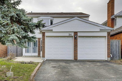 Detached House sold at 34 Chapeltown Crescent, Toronto, Ontario, M1W3A7 - Steeles - MLS: E4739163