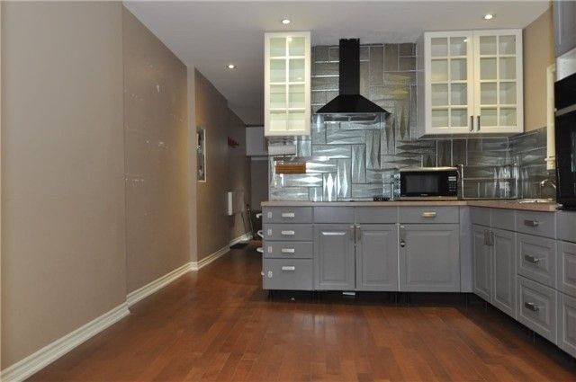 1027 Pape Ave, Toronto, M4K 3W1 | Image 2