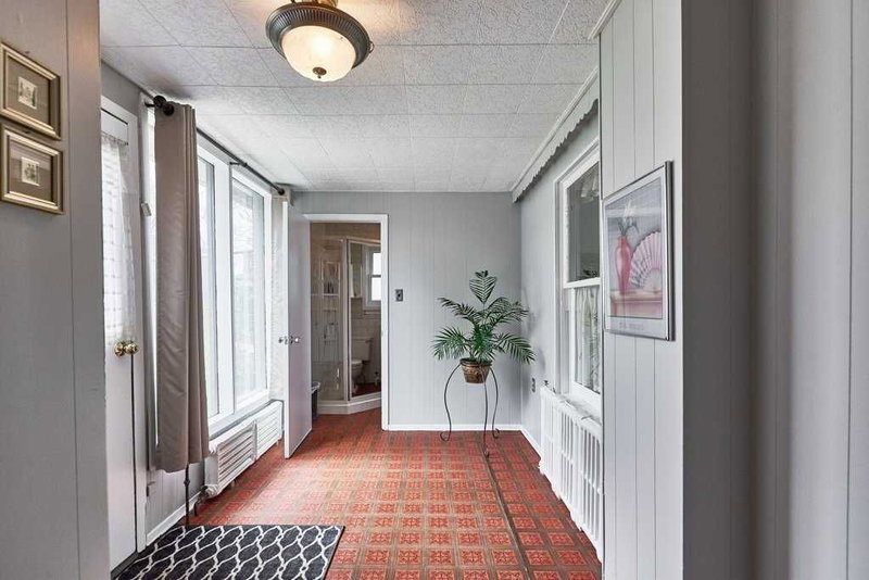 20 Mill St, Oshawa, L1H2Z3 | Image 2