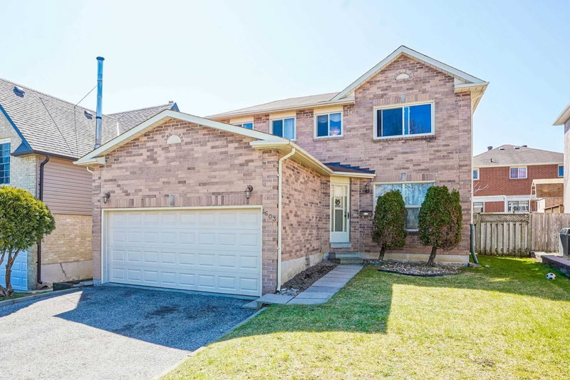 1603 Mcbrady Cres, Pickering, L1X2B6 | Image 2