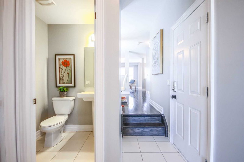 2482 Steeplechase St, Oshawa, L1L0J6 | Image 3