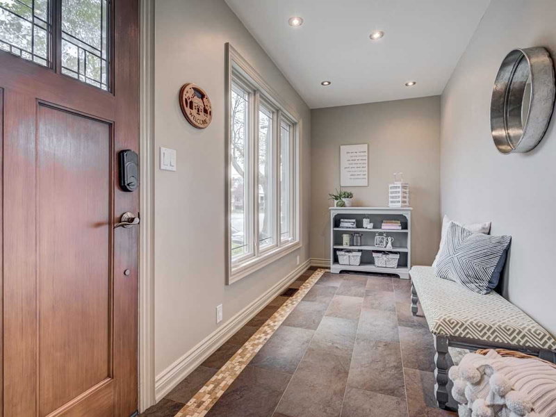 220 Westlake Ave, Toronto, M4C4S9 | Image 2