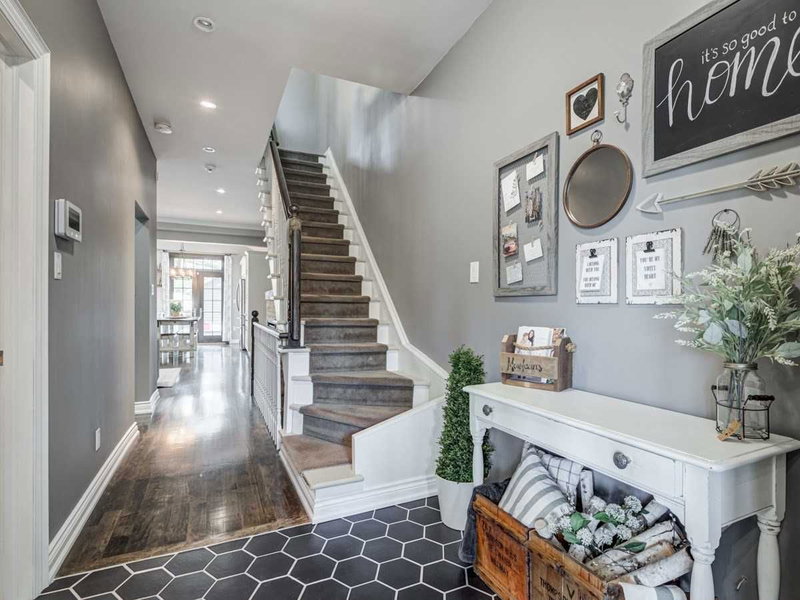 220 Westlake Ave, Toronto, M4C4S9 | Image 3