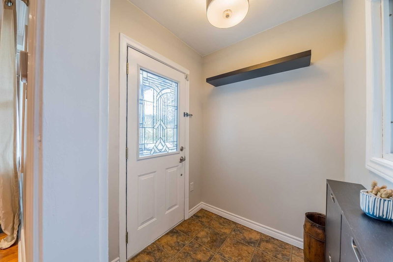 79 Meighen Ave, Toronto, M4B2H4 | Image 2