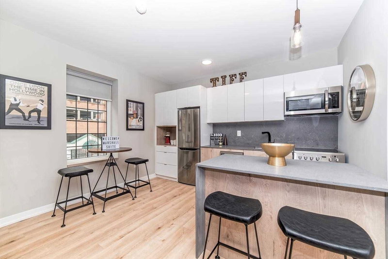 220 - 70 King St E, Oshawa, L1H 0A2 | Image 3