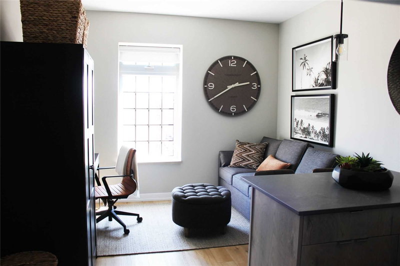 512 - 70 King St E, Oshawa, L1H 0A2 | Image 2