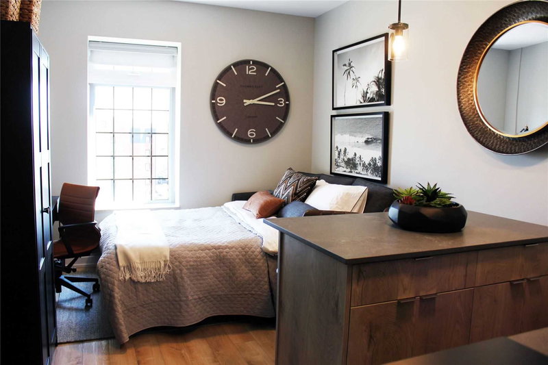 512 - 70 King St E, Oshawa, L1H 0A2 | Image 3