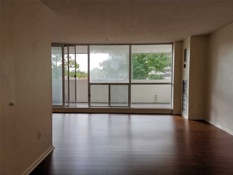 210 - 120 Dundalk Dr, Toronto, M1P4V9 | Image 2