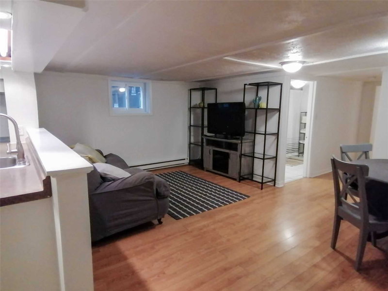 Lower - 29 Scarboro Beach Blvd, Toronto, M4E2W9 | Image 3