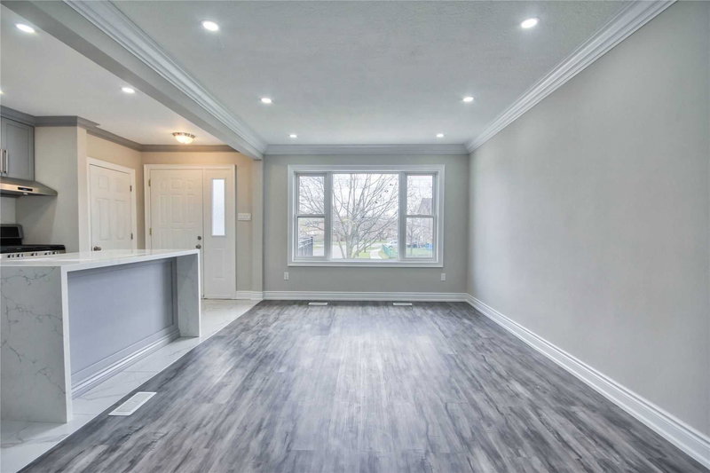 168 Painted Post Dr, Toronto, M1H1T7 | Image 3