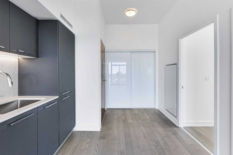 1201 - 30 Baseball Pl, Toronto, M4M0E8 | Image 3