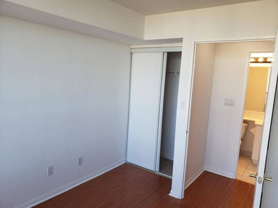 Unit 1117 — 88 Corporate Dr, Toronto - Woburn image-0-3