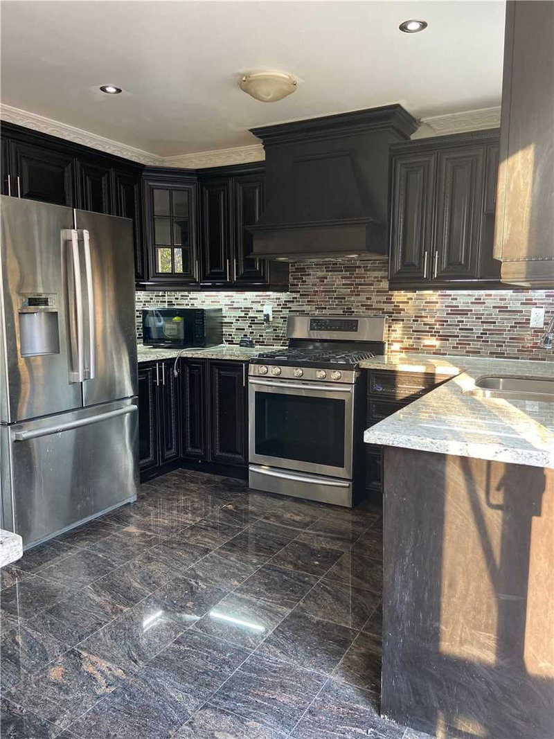 101 Meandering Tr, Toronto, M1B6E4 | Image 3