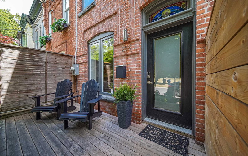 259 Booth Ave, Toronto, M4M2M7 | Image 2
