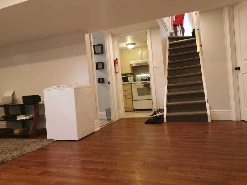 128 Sutherland Ave N, Oshawa, L1G2G5 | Image 2