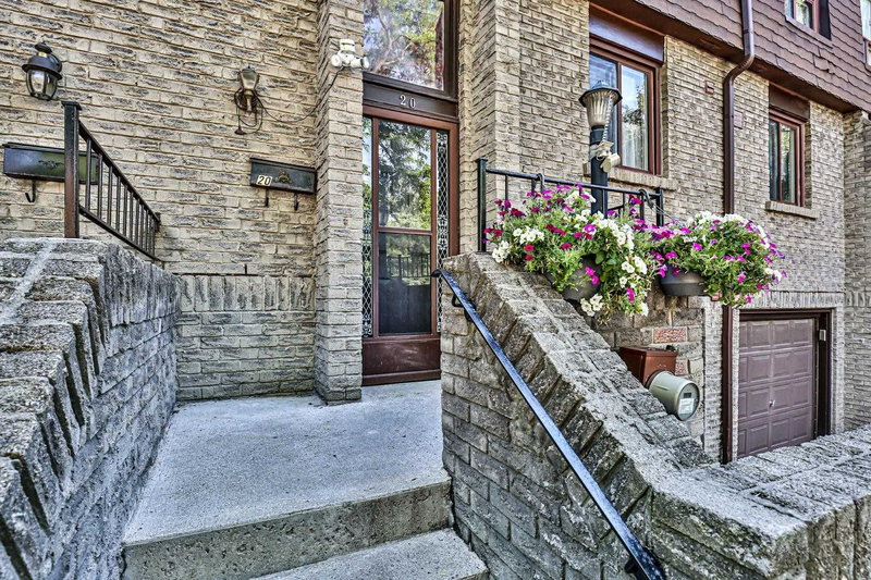 20 - 22 Eaglestone Rd, Toronto, M1T3N7 | Image 2