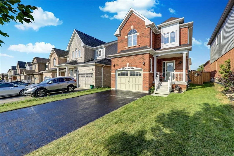68 Forrester Dr, Clarington, L1C5G8 | Image 2