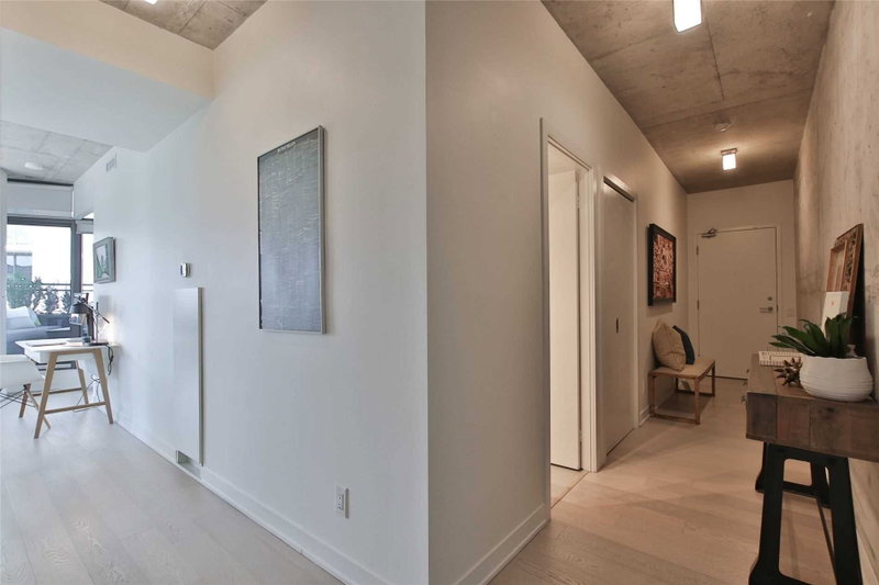 Room1