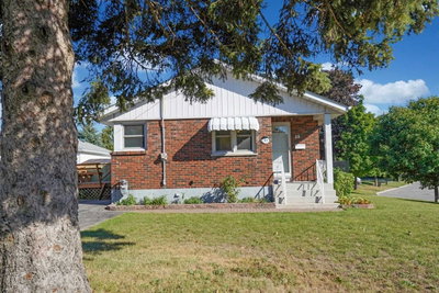 Detached House sold at 49 Grassmere Court, Oshawa, Ontario, L1H3X3 - Lakeview - MLS: E4886093