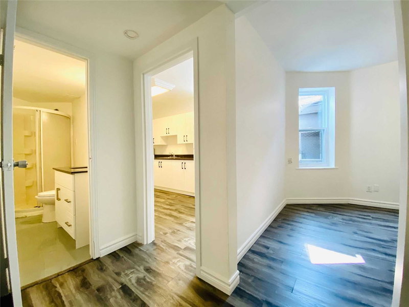 2 - 373 Broadview Ave, Toronto, M4K2M7 | Image 3