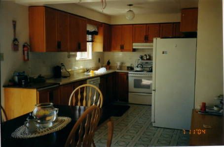 18 Winter Crt, Whitby, L1N8Y2 | Image 3