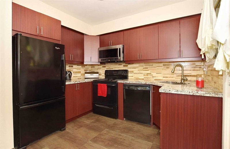 16 Sundance Cres, Toronto, M1G2M2 | Image 3