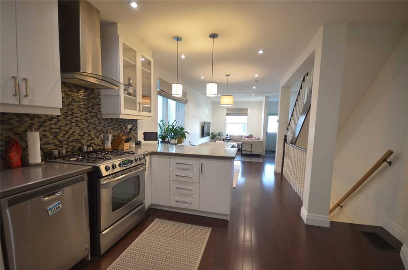 793 Woodbine Ave, Toronto, M4E 2J5 | Image 3