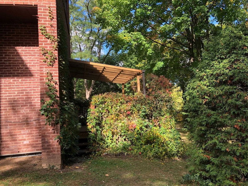 4130 Lawrence Ave E, Toronto, M1E2R8 | Image 2