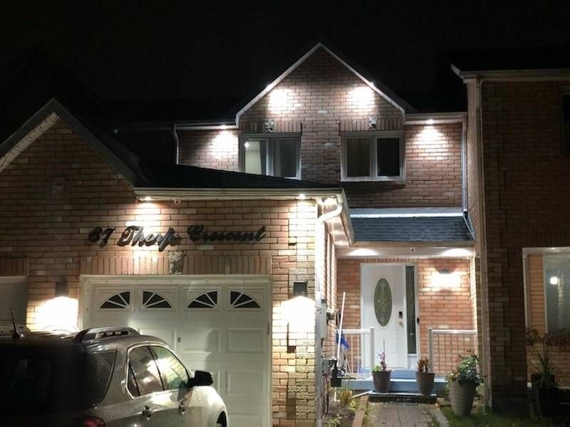 87 Thorp Cres, Ajax, L1T3T4 | Image 2