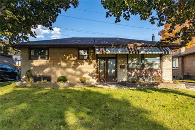 Detached House sold at 123 Bowman Avenue, Whitby, Ontario, L1N3T7 - Blue Grass Meadows - MLS: E4958238