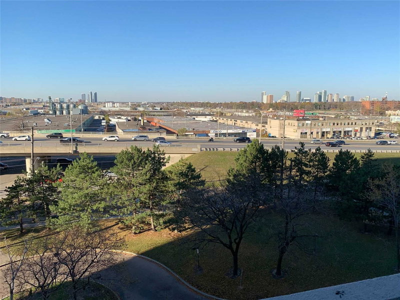 701 - 301 Prudential Dr, Toronto, M1P4V3 | Image 2